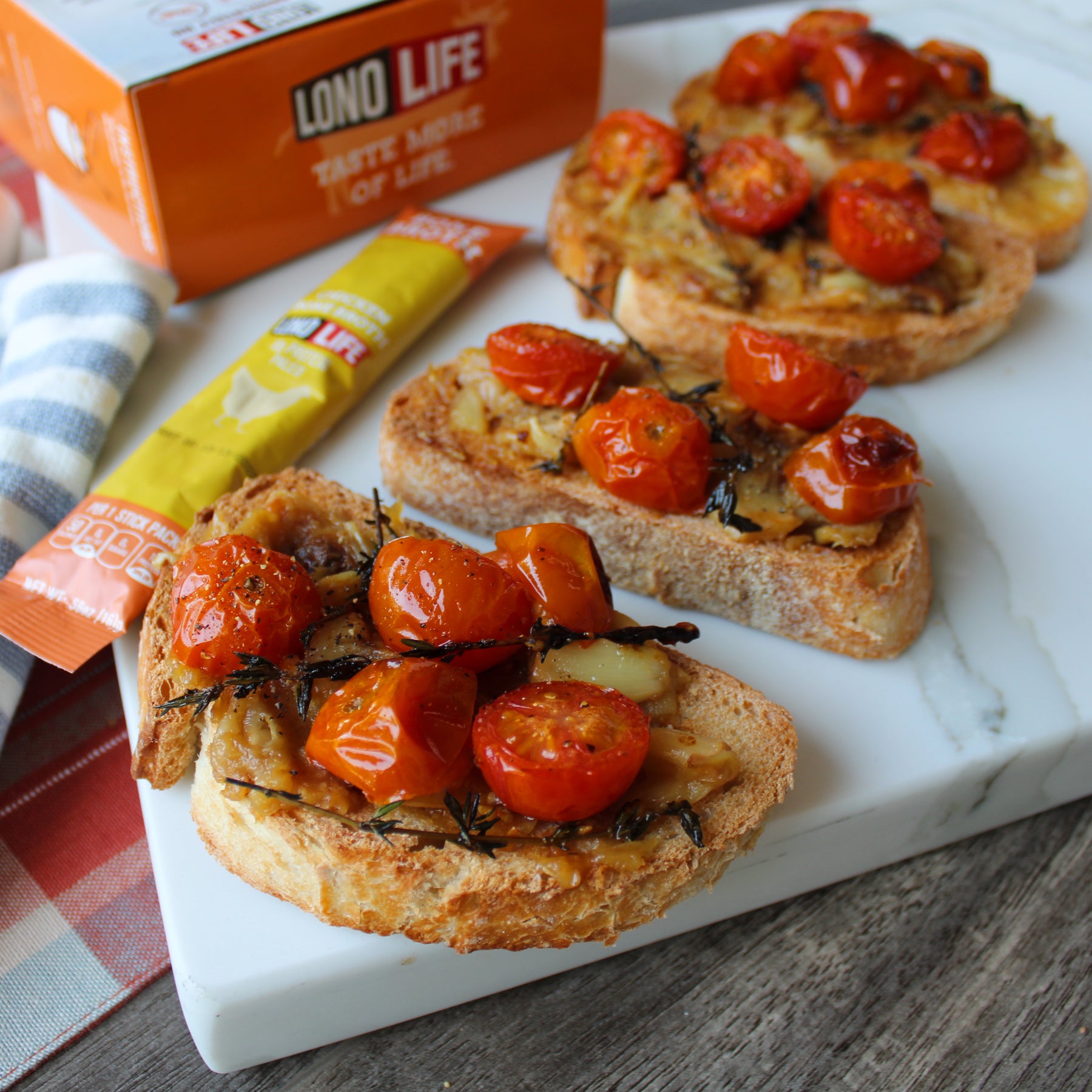 Roasted Garlic & Tomato Toast