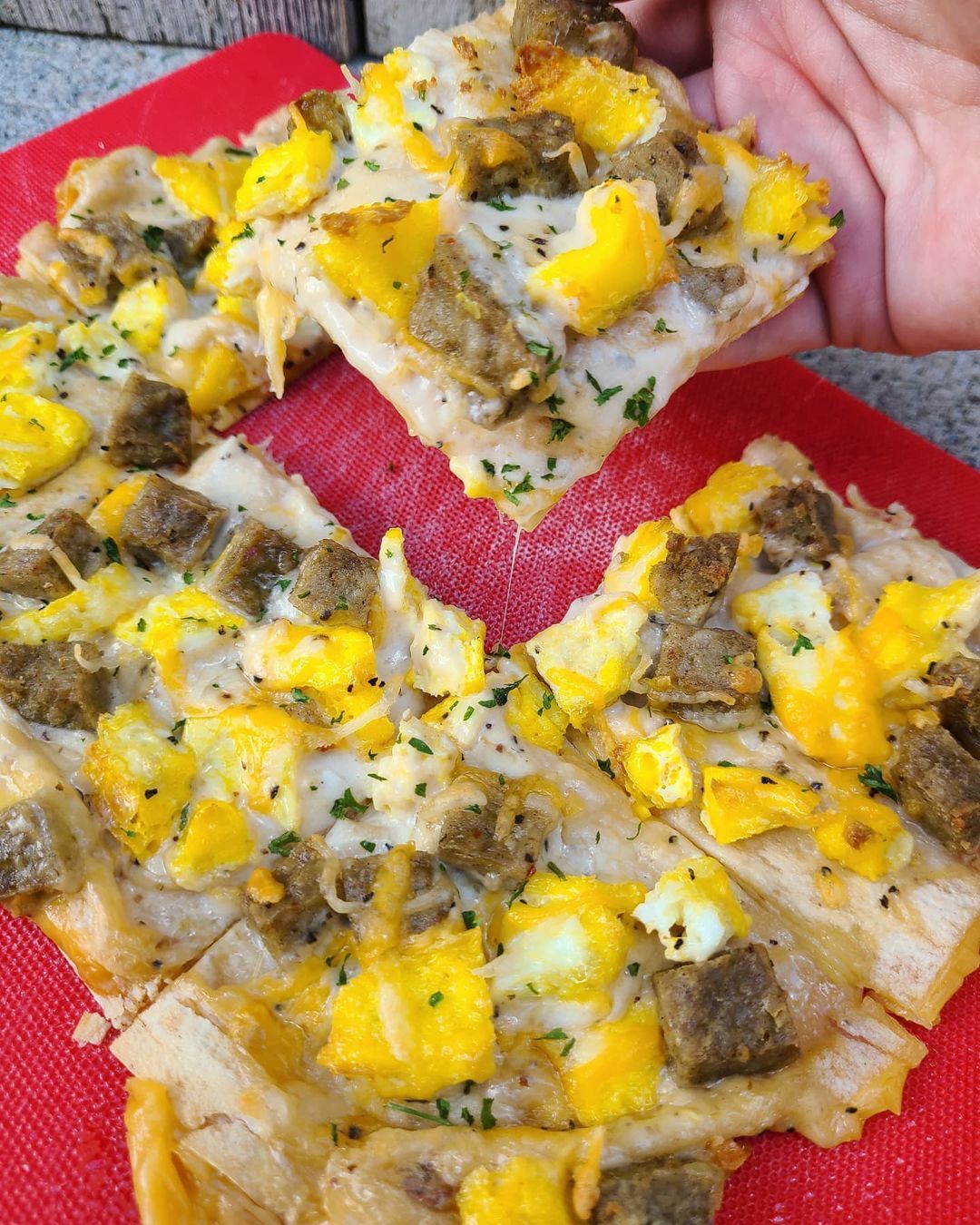 Low Carb Breakfast Pizza